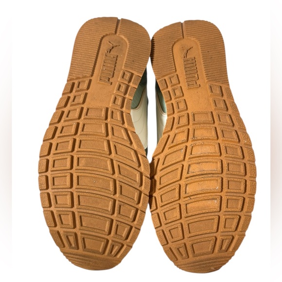 Puma Retro Runner Sneakers Sage Green Suede Nylon Women’s 7.5 EU 38 Worn Once - Picture 7 of 8